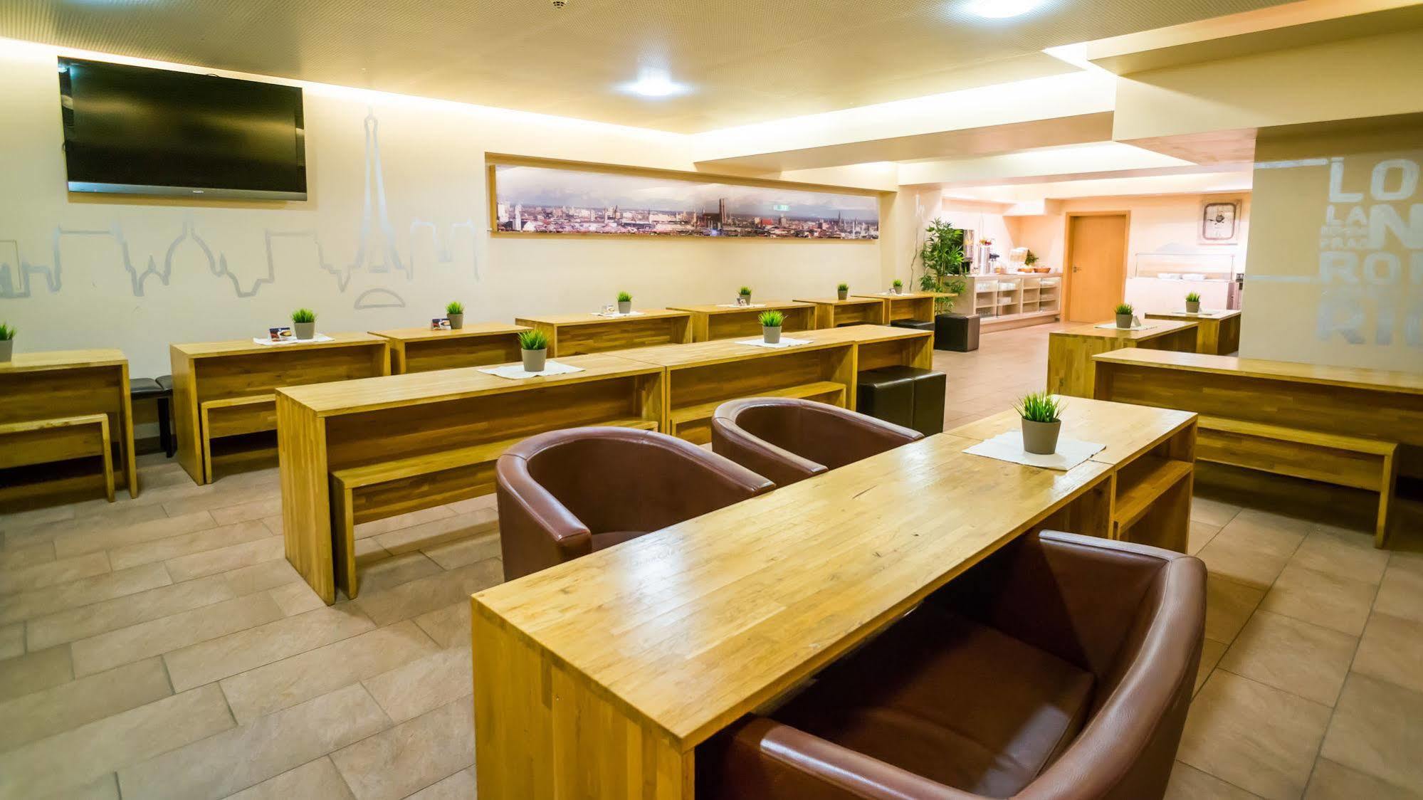 Smart Stay - Hostel Munich City Kültér fotó